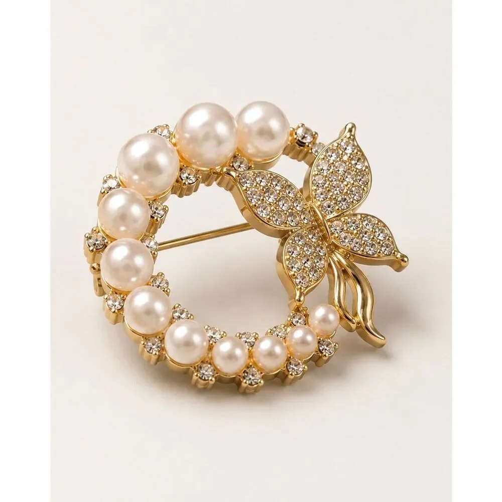 Butterfly Brooch Faux Pearl Rhinestone Gold Tone Circle Wreath Pin